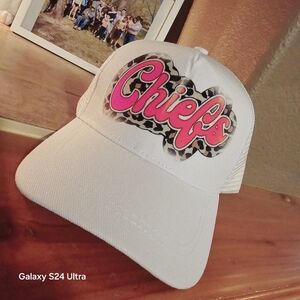 Chiefs Hat - new - Football